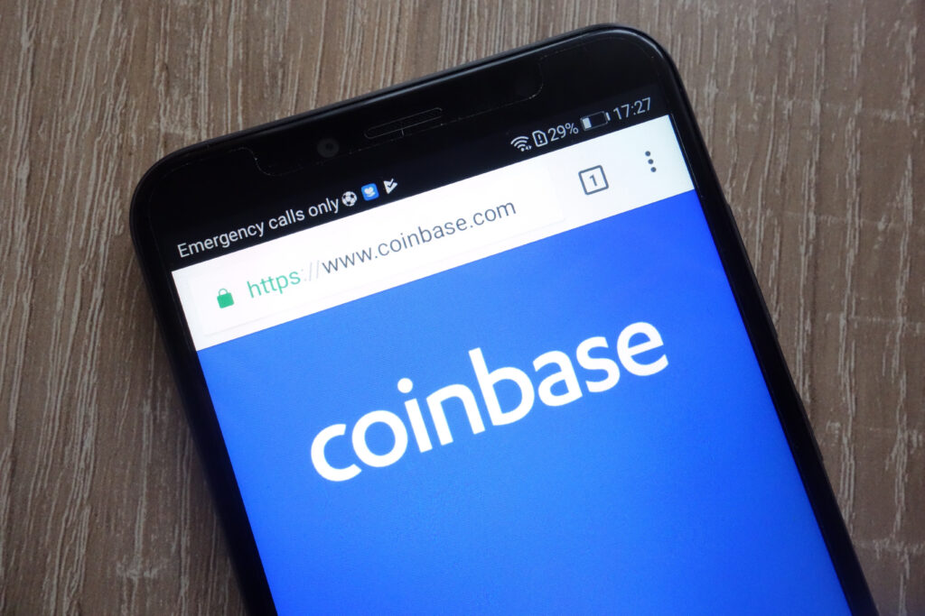 Coinbase halts NFT transfers for iOS users after Apple blocks app over 30% fee | Invezz