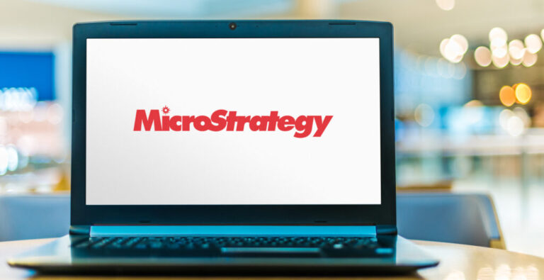MicroStrategy increases Bitcoin holdings by 2,500 BTC | Invezz
