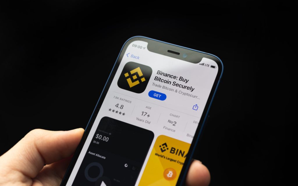 bnb coin price stumbles as binance outflows hit $2.3 billion