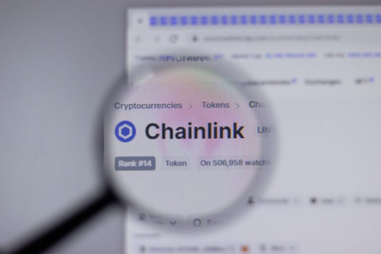 Chainlink (LINK) price preps a 12.45% jump ahead of its hackathon