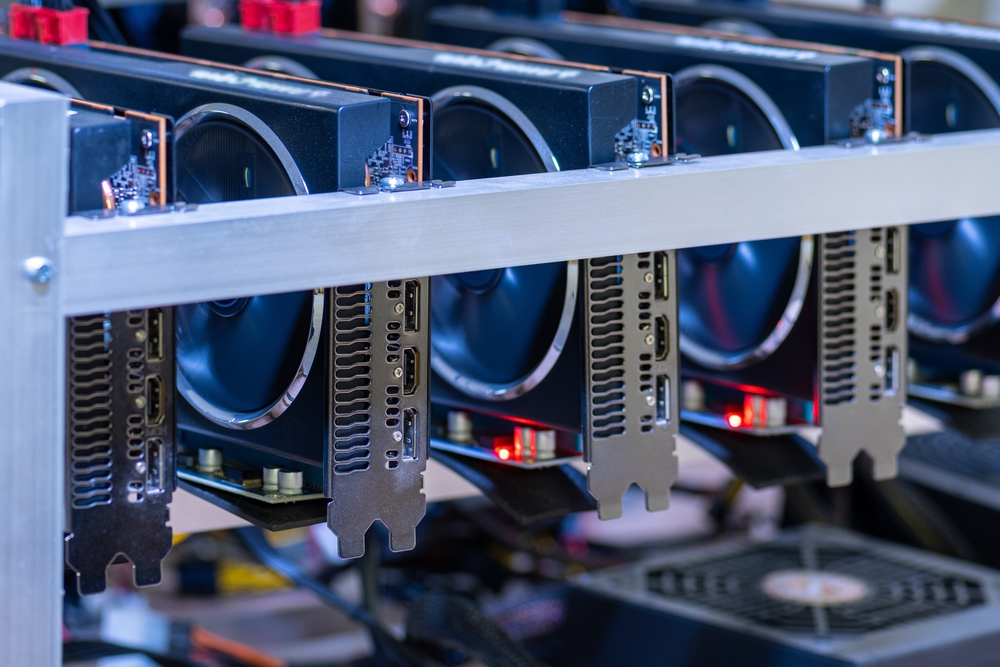 bitcoin outlook: btc poised for increased selling momentum amid miner outflows